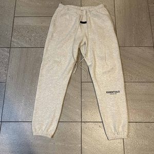 Fear of God Essentials Sweatpant Light Oatmeal Men Size L